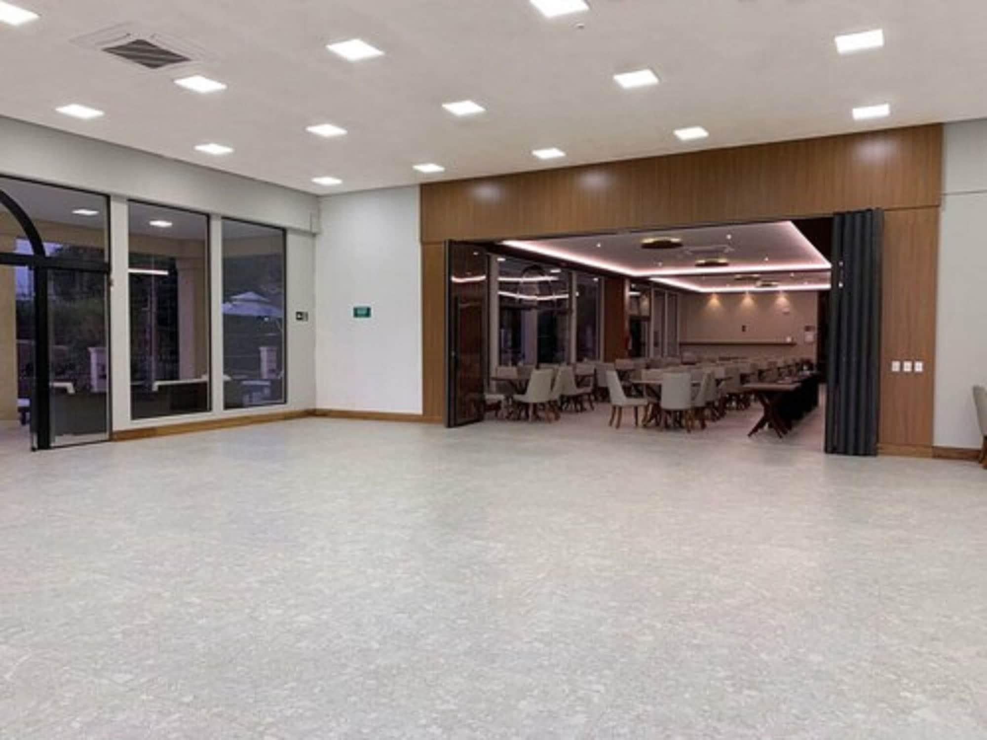 Class Hotel Пірасікаба Екстер'єр фото