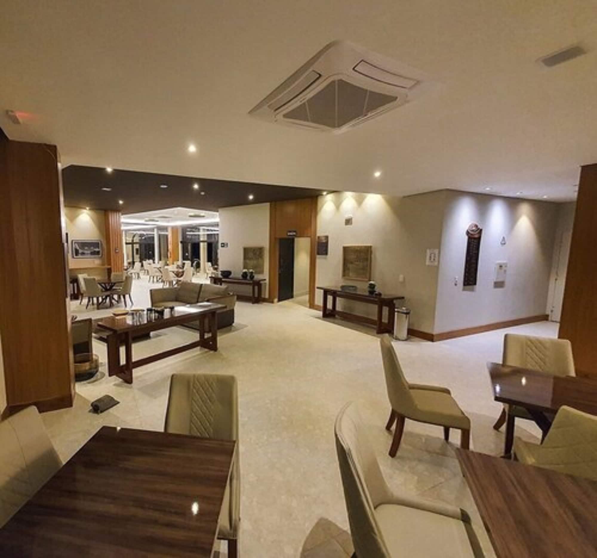 Class Hotel Пірасікаба Екстер'єр фото
