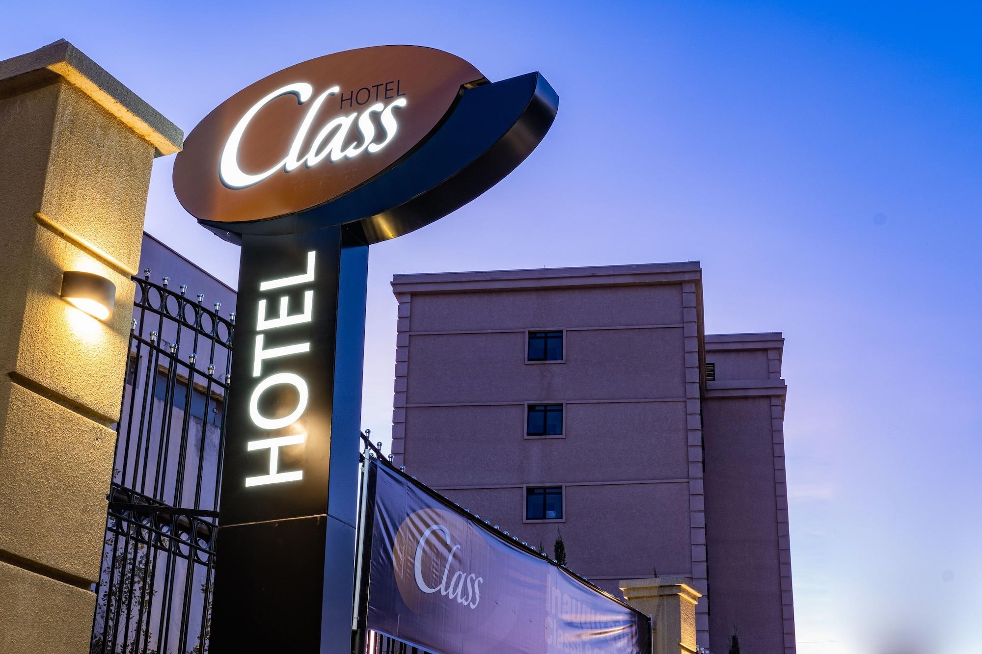 Class Hotel Пірасікаба Екстер'єр фото